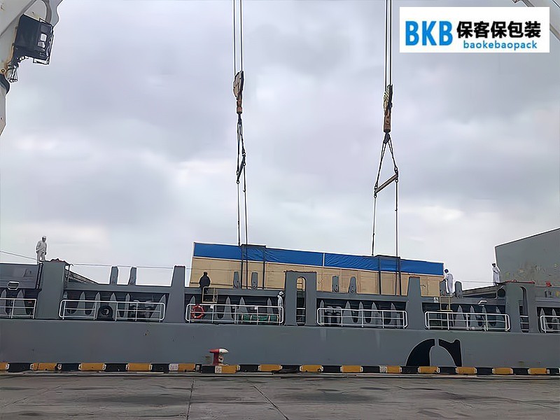 定制重型設(shè)備木箱包裝箱：?？捅槟峁┳吭狡焚|(zhì)